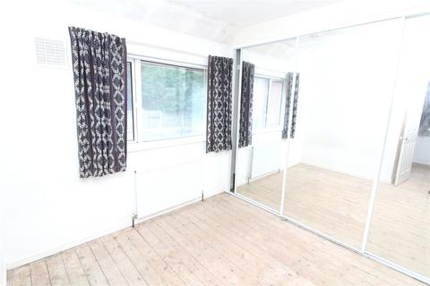 2 bedroom semi-detached house for sale, Boggart Hill Drive, West Yorkshire LS14