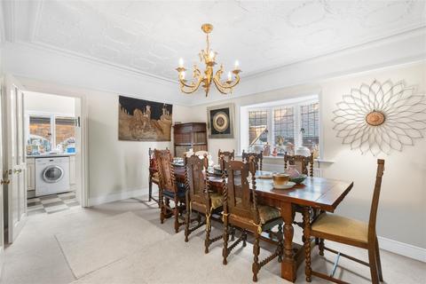 undefined, Argos Hill, Rotherfield, Crowborough