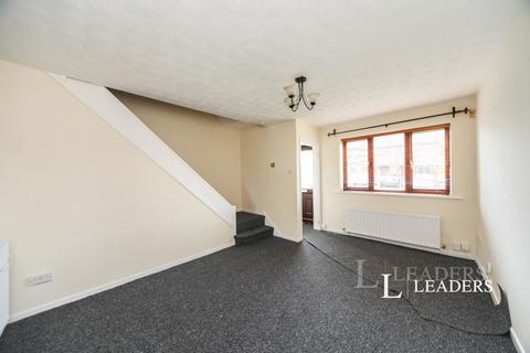 2 bedroom terraced house to rent, Dexter Close, Luton, Bedfordshire, LU3