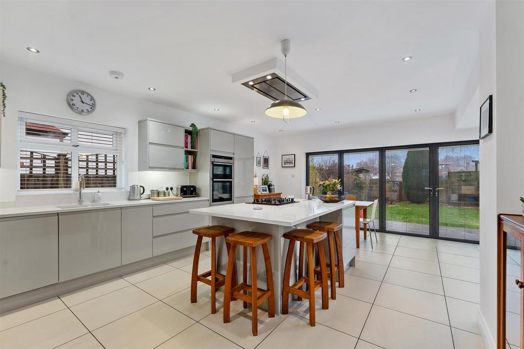 Kitchen Area 2