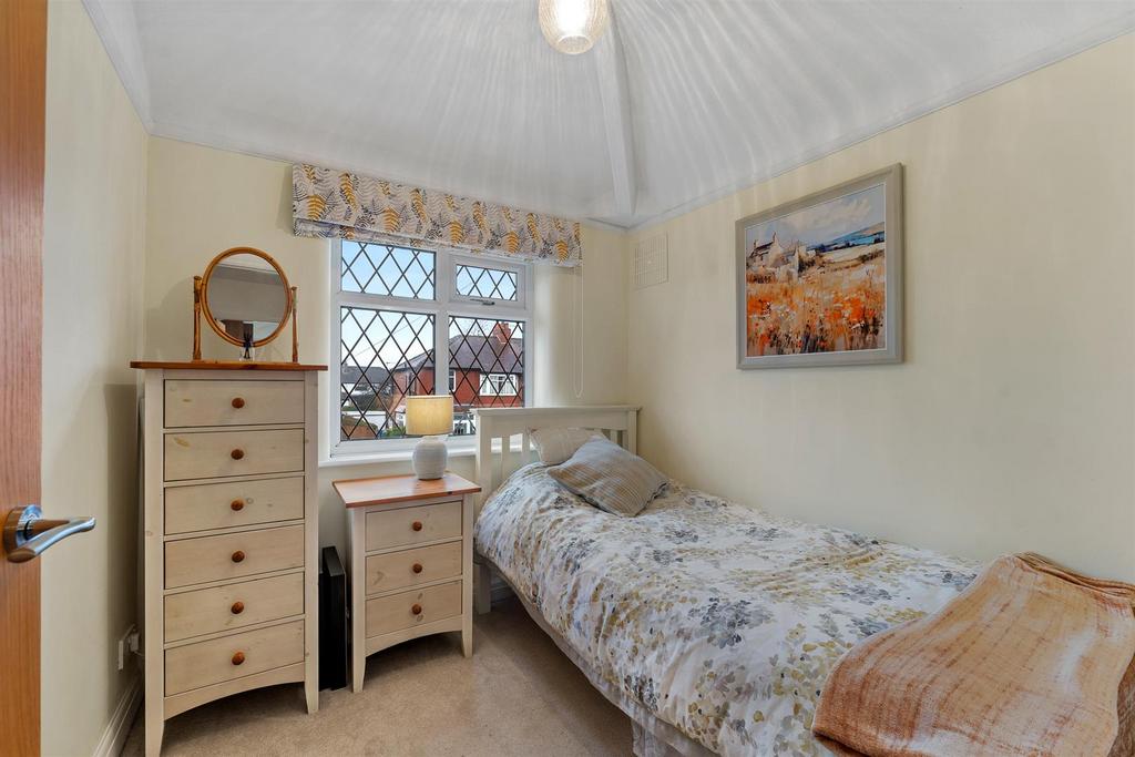 Bed 4