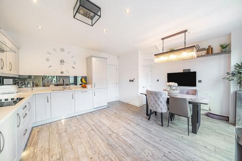 undefined, Whattingdon Road, Coulsdon CR5