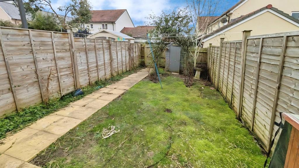 16 Sommerville rear garden b.jpg