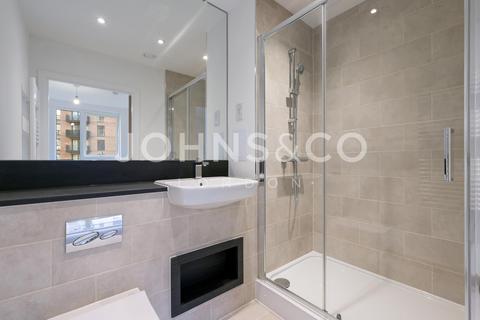 2 bedroom apartment to rent, Hayes Village, Hayes, London, UB3