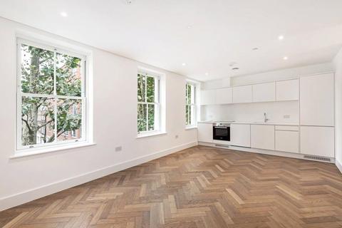 1 bedroom apartment to rent, Charlotte Street, Fitzrovia, London, W1T