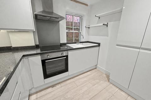 2 bedroom flat for sale, Wareham