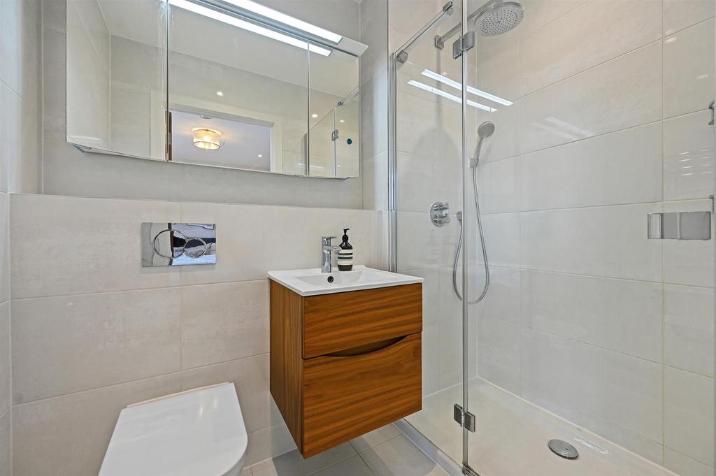 Ensuite.jpg