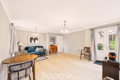 4 bedroom detached bungalow for sale, Maes Waldo, Fishguard, SA65