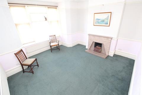 4 bedroom terraced house for sale, Spencer Avenue, London N13