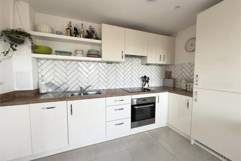 2 bedroom flat for sale, Adenmore Road, London, SE6