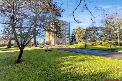 3 bedroom apartment for sale, Evesham Road, Cheltenham GL52