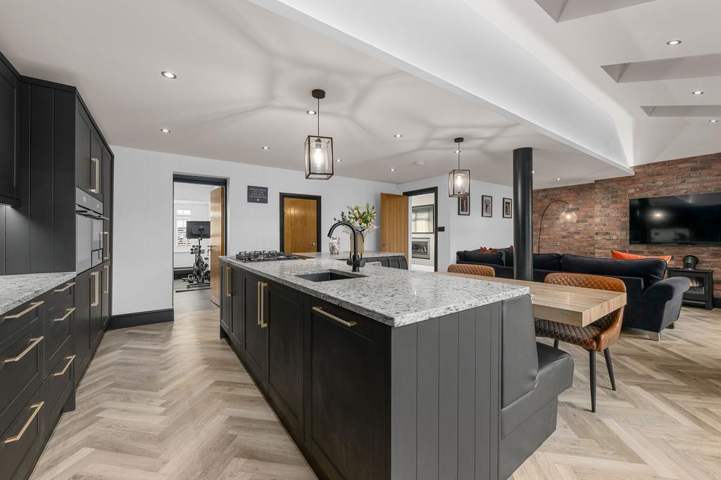 Dining-Kitchen-Family Room