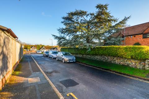 2 bedroom bungalow for sale, Old Drive, Polegate, East Sussex, bn26