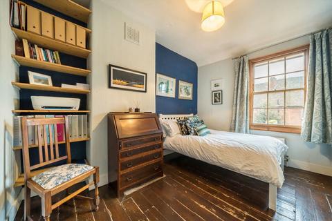 2 bedroom terraced house for sale, Fitzneal Street, London W12
