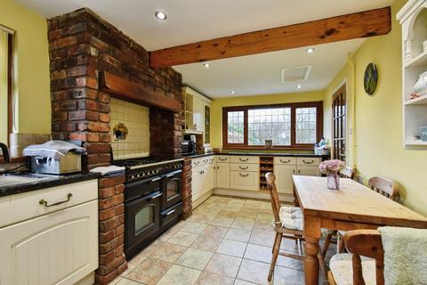 4 bedroom detached house for sale, Station Road, Swansea SA4