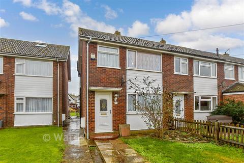3 bedroom end of terrace house for sale, Queens Road, Littlestone TN28