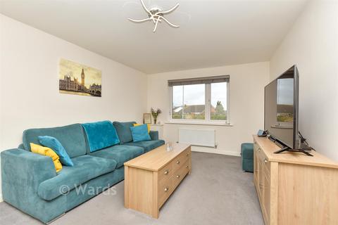 4 bedroom semi-detached house for sale, Dickens Close, Sheerness ME12