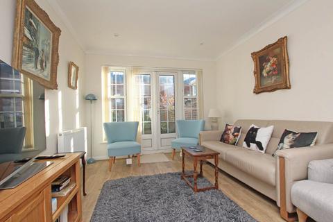 3 bedroom end of terrace house for sale, Chesterfield Gardens, Eastbourne, BN20 7NJ
