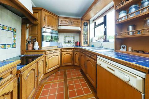 4 bedroom semi-detached house for sale, Reservoir Road, Ruislip HA4