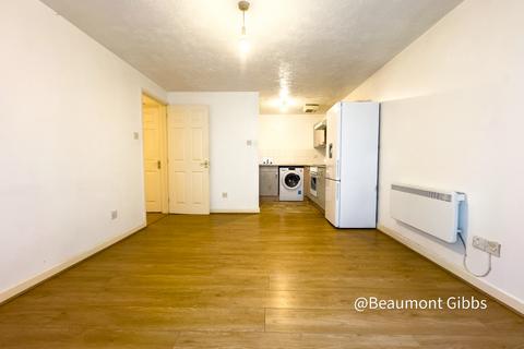 1 bedroom flat to rent, Tynemouth Road, Plumstead, London, SE18 1PJ