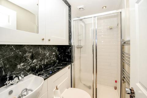 1 bedroom apartment to rent, Swakeleys Drive, Ickenham, UB10