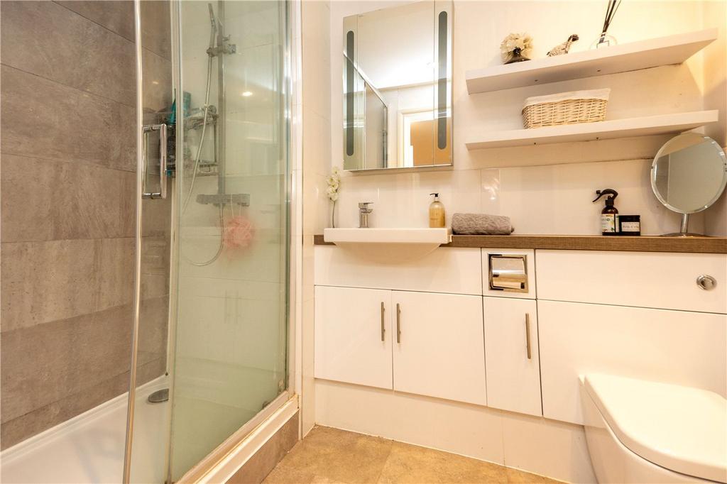 Ensuite