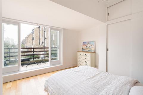 1 bedroom flat for sale, Delancey Street, London