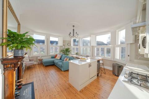 2 bedroom flat for sale, Polworth Road, London SW16