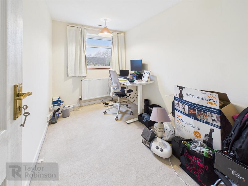 CAM02600 G0-PR0632-STILL007.jpg