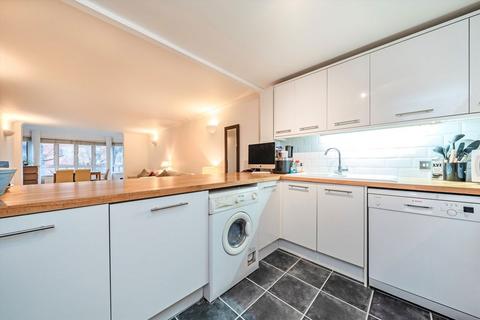 1 bedroom flat for sale, Finch Lodge, London W9