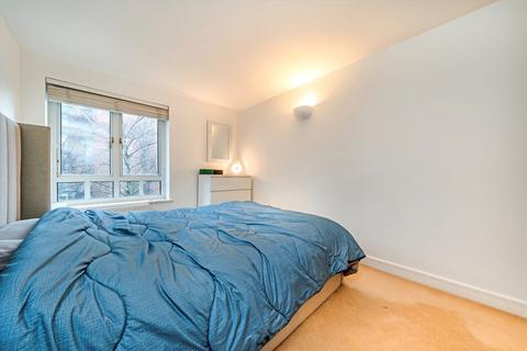 1 bedroom flat for sale, Finch Lodge, London W9