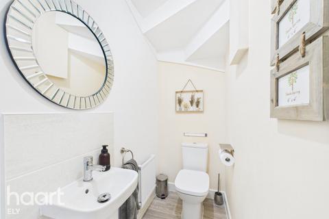3 bedroom detached house for sale, Forsythia Road, Ely