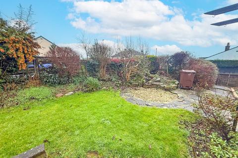 2 bedroom detached bungalow for sale, Craven Drive, Silsden