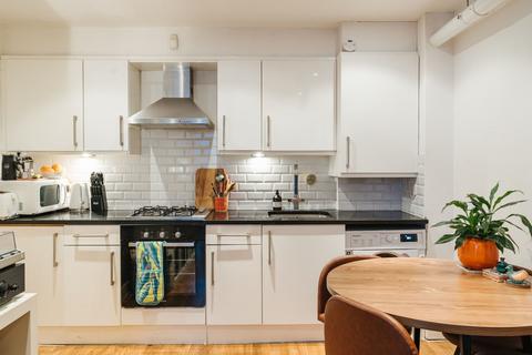 1 bedroom apartment for sale, Wadeson Street, London E2