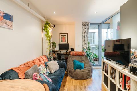 1 bedroom apartment for sale, Wadeson Street, London E2