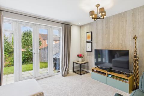 3 bedroom semi-detached house for sale, Clarendon Road, Hyde, SK14 2LJ