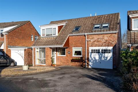 4 bedroom detached house for sale - Hawker Close, Merley, Wimborne, Dorset, BH21