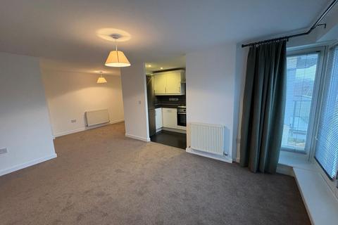 2 bedroom apartment to rent, Bury Road, Gadebury Heights, HP1