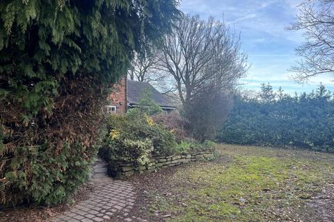 3 bedroom detached house for sale, Clayton Road, Newcastle ST5