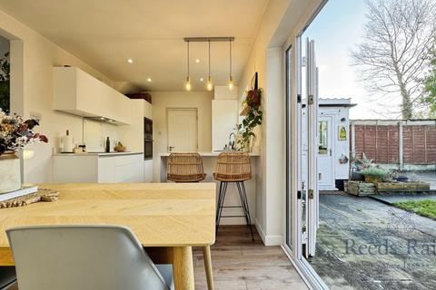 3 bedroom semi-detached house for sale, Hillpark Avenue, Preston PR5