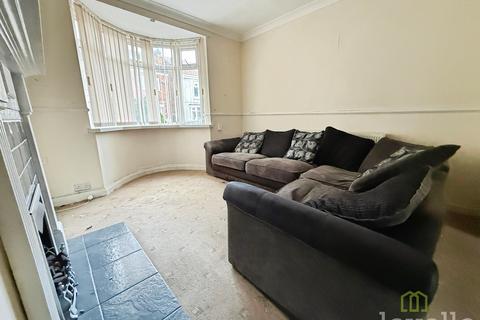 2 bedroom semi-detached house for sale, Cecil Street, Gainsborough DN21