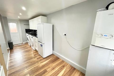 2 bedroom semi-detached house for sale, West Vallum, Newcastle Upon Tyne