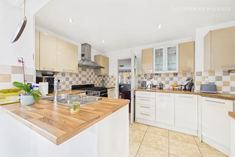 4 bedroom detached house for sale, Lake Way, Cambridgeshire PE29