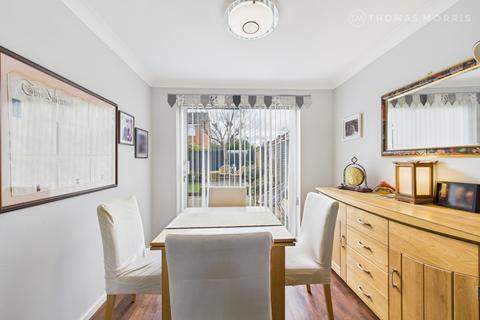 4 bedroom detached house for sale, Lake Way, Cambridgeshire PE29