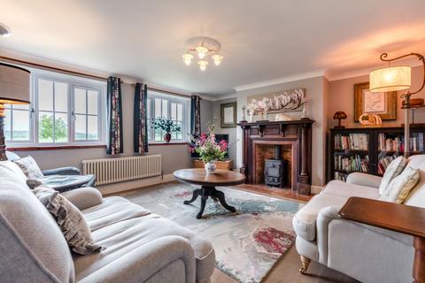undefined, A Substantial Period Home in Hindolveston