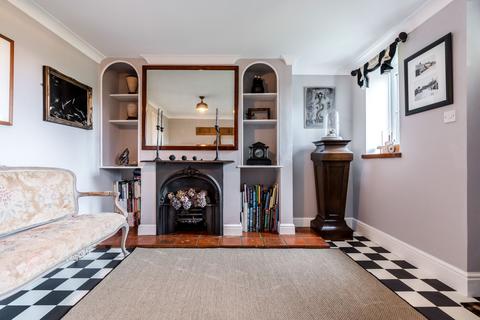 undefined, A Substantial Period Home in Hindolveston