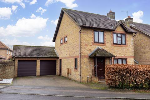 4 bedroom detached house for sale, Saxon Road, Crawley RH10