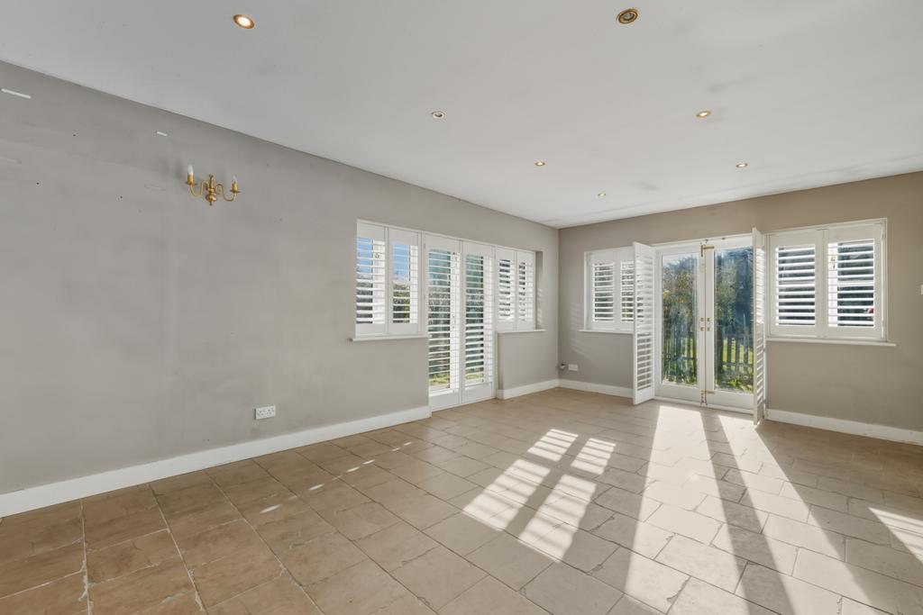 Picture No. 02