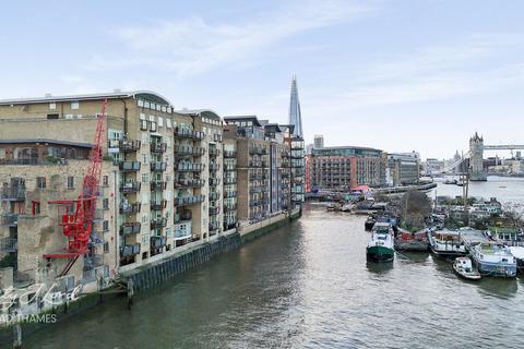 2 bedroom flat for sale, Tempus Wharf, 29 Bermondsey Wall West, SE16