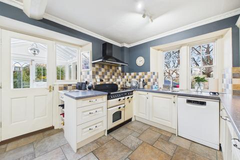 4 bedroom house for sale, Banbury Road, Moreton Pinkney, Daventry, Northamptonshire, NN11
